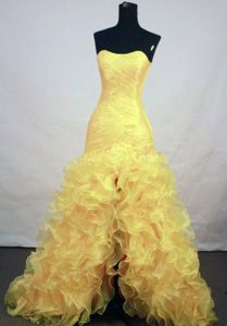 Yellow Strapless Beauty Prom Court Dresses with Ruffles and Ruches in Organza
