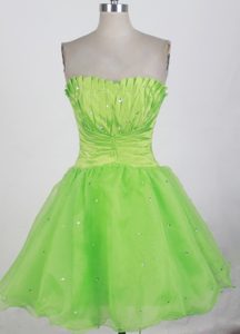 Pretty Yellow Green Mini-length Senior Prom with Beads and Ruches in Organza