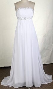 Pretty Chiffon Strapless Real Sample Prom Court Dresses with Beadings in White