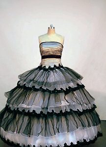 Newest Strapless Organza Black and White Quinceanera Dress with Layers