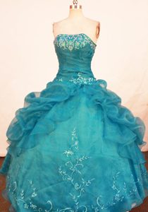 Attractive Quinceanera Real Sample Dresses with Embroidery in Teal