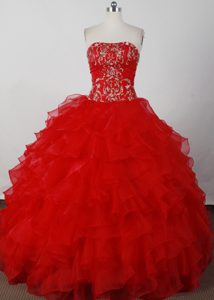 Elegant Strapless Red Real Sample Quinceanera Dresses with Beading in Organza