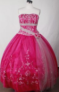 Ball Gown Strapless Beaded Taffeta Cheap Quinceanera Dress in Hot Pink