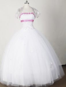 Ball Gown Strapless Cheap White Real Sample Quinceaneras Dress in Tulle