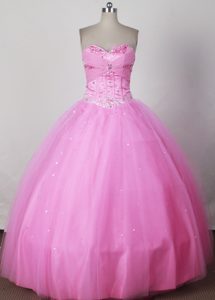 Ball Gown Strapless Affordable Pink Organza Quince Dresses with Beading