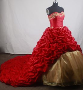 Strapless Red Elegant Embroidery Taffeta Quinceanera Dress with Ruffles