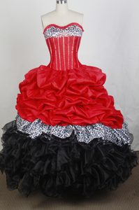 Sweetheart Red and Black Low Price Quinceanera Dresses with Beading