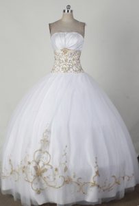 Strapless Cheap Beaded Taffeta and Tulle Dress for Quinceanera in White