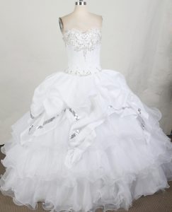 Appliqued and Beaded Strapless Sweet 15 Dresses in Organza in White