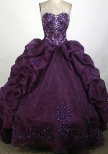 Unique Dark Purple Tulle Quinceanera Gown with Beading and Appliques