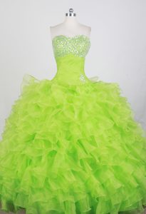 Cheap Strapless Spring Green Quince Dress with Beading and Embroider