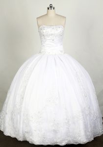 Elegant Strapless Real Sample Sweet 15 Dresses in White with Beading