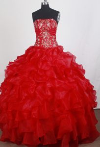 Popular Red Strapless Embroidery Dress for Quince in Taffeta and Organza