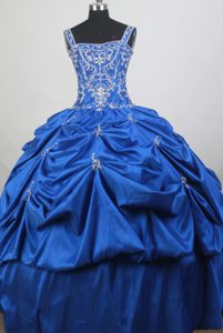 Fashionable Royal Blue Straps Embroidery Sweet 15 Dresses with beading
