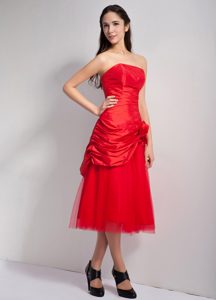 Special Red Strapless Bridesmaid Dress in Taffeta and Tulle with Hand Flowers