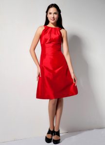 Latest Red Bateau Bridesmaid Dress Made in Taffeta Best Seller in 2013