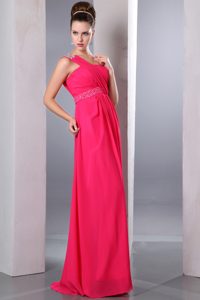 Hot Pink Empire Single Shoulder Chiffon Dresses for Bridesmaid with Beading