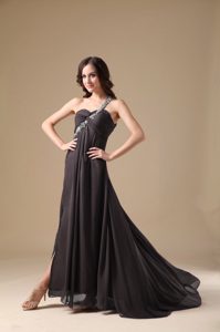 One Shoulder Beaded Grey Attractive Prom Evening Dresses with Brush Train