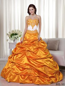 Orange Red Taffeta Sweetheart Quinceanera Gown with Appliques