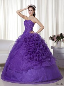 Voguish Sweetheart Quince Dresses in Organza with Beading and Ruching