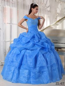Vintage-inspired Blue Off The Shoulder Sweet Sixteen Quinceanera Dresses