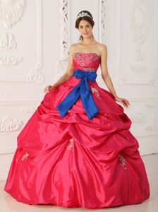 Coral Red Ball Gown Strapless Taffeta Quinceanera Dress with Big Bowknot