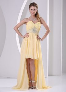 High-low Sweetheart Light Yellow Beaded Classical Prom DressCourt