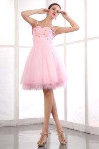 Luxurious Spaghetti Pink Organza Short Prom Bridesmaid Dress with Beading