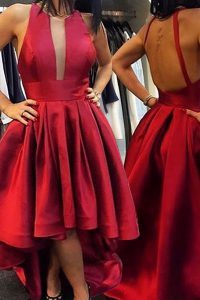 Best Selling Satin Scoop Sleeveless Zipper Pleated Prom Party Dress in Red