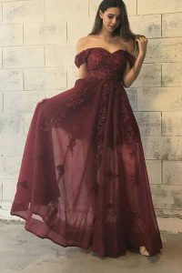 Tulle Off The Shoulder Short Sleeves Zipper Appliques Prom Gown in Burgundy