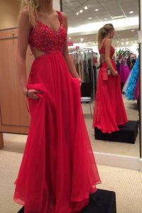 Charming Red A-line Chiffon V-neck Sleeveless Beading Floor Length Backless Dress for Prom