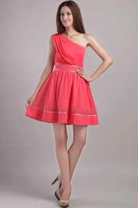 Popular One Shoulder Coral Red Mini-length Prom Cocktail Dress for Lady