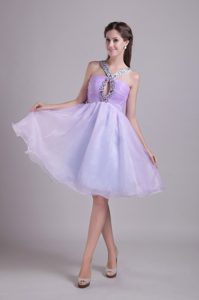 Low Price Lilac V-neck Beaded Short Prom Dresses for Ladies with Cutout