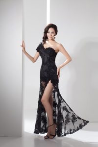 Cute One Shoulder Sheath Prom Dresses with Single Short Sleeve in Black