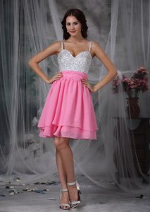 Fashionable Pink and White Mini Chiffon Beading Prom Dress for Women