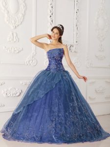 Strapless Ball Gown Satin and Organza Quinceanera Dresses with Beading