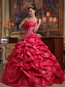 Strapless Appliqued Coral Red Quinceanera Dresses in Taffeta on Sale