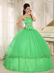 Discount Beaded Bowknot Sweetheart Quinceanera Dresses in Light Green