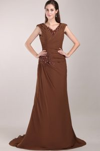 Sweet Brown Column V-neck Chiffon Mother in Law Dresses