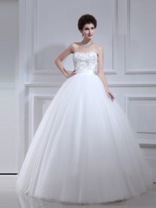 White Sleeveless Floor Length Beading and Appliques Lace Up Bridal Gown