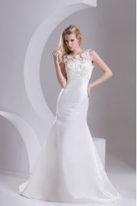 Delicate White Scoop Neckline Lace Wedding Dress Sleeveless Zipper