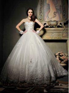 White Lace Up Strapless Lace and Appliques and Ruching Wedding Dresses Tulle Sleeveless