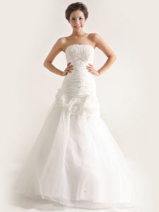 White Zipper Bridal Gown Lace and Ruching and Hand Made Flower Sleeveless Sweep Train