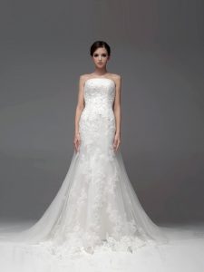 Elegant Lace Wedding Dresses White Zipper Sleeveless Brush Train