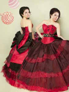 Fitting Sleeveless Floor Length Beading and Appliques and Ruffles Lace Up Sweet 16 Dresses with Red And Black