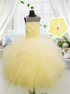 Decent Scoop Sleeveless Little Girls Pageant Dress Floor Length Beading and Appliques Light Yellow Tulle