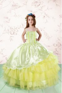 Light Yellow Sleeveless Floor Length Lace and Ruffled Layers Lace Up Girls Pageant Dresses