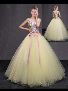 Classical Floor Length Light Yellow Quinceanera Dresses V-neck Sleeveless Lace Up