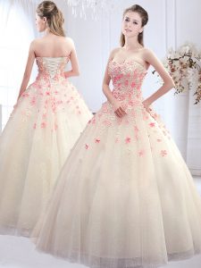 Top Selling White Sweetheart Lace Up Appliques Wedding Dress Sleeveless