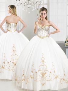 White Sweetheart Lace Up Beading and Appliques 15 Quinceanera Dress Sleeveless